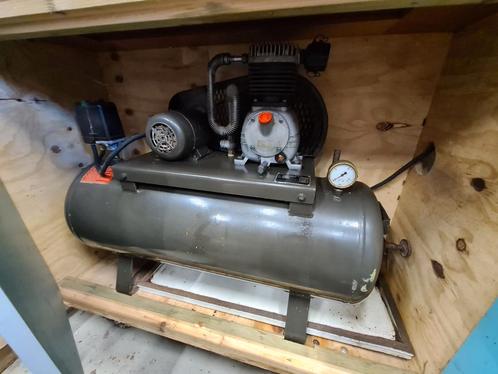 Compressor (inprijs verlaagd), Doe-het-zelf en Verbouw, Compressors, Gebruikt, 6 tot 10 bar, Minder dan 200 liter/min, Ophalen