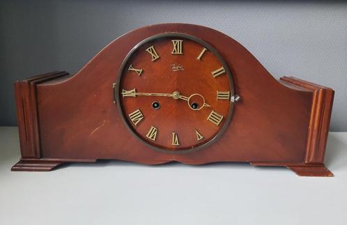 Ouderwetse houten pendule met sleutel, Antiek en Kunst, Antiek | Klokken, Ophalen of Verzenden