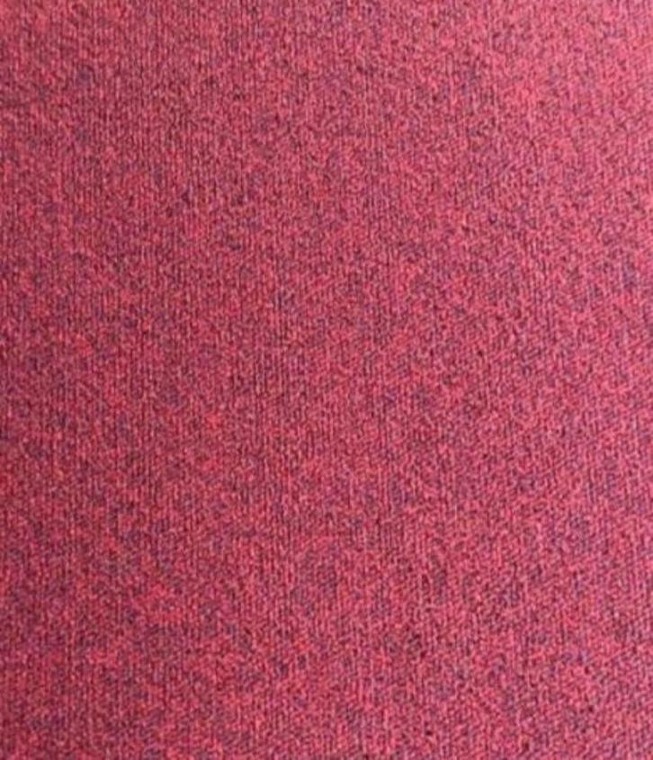 Tapijttegel Nieuw | interface col. 7884 | donker roze, Huis en Inrichting, Stoffering | Vloerbedekking, Nieuw, Tapijttegels, Ophalen of Verzenden