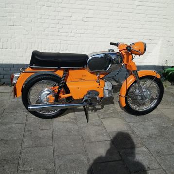 Oranje Kreidler RS Buffel 1968 met motor kenteken beschikbaar voor biedingen