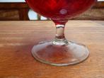 Vintage optisch geblazen coupe in rood., Empoli Italy, Antiek en Kunst, Antiek | Glas en Kristal, Ophalen of Verzenden