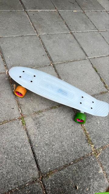 Skateboard  beschikbaar voor biedingen