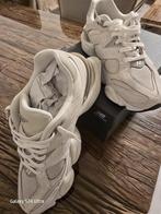 NEW BALANCE 9060, Ophalen of Verzenden, Zo goed als nieuw, New Balance