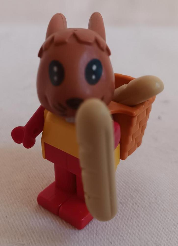Lego Fabuland 3708 Rufus Rabbit met 2 stokbroden in mand, Kinderen en Baby's, Speelgoed | Duplo en Lego, Zo goed als nieuw, Ophalen of Verzenden