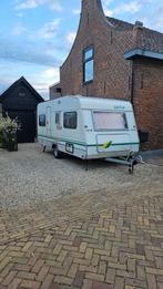 Caravan te huur, off grid 4 persoons