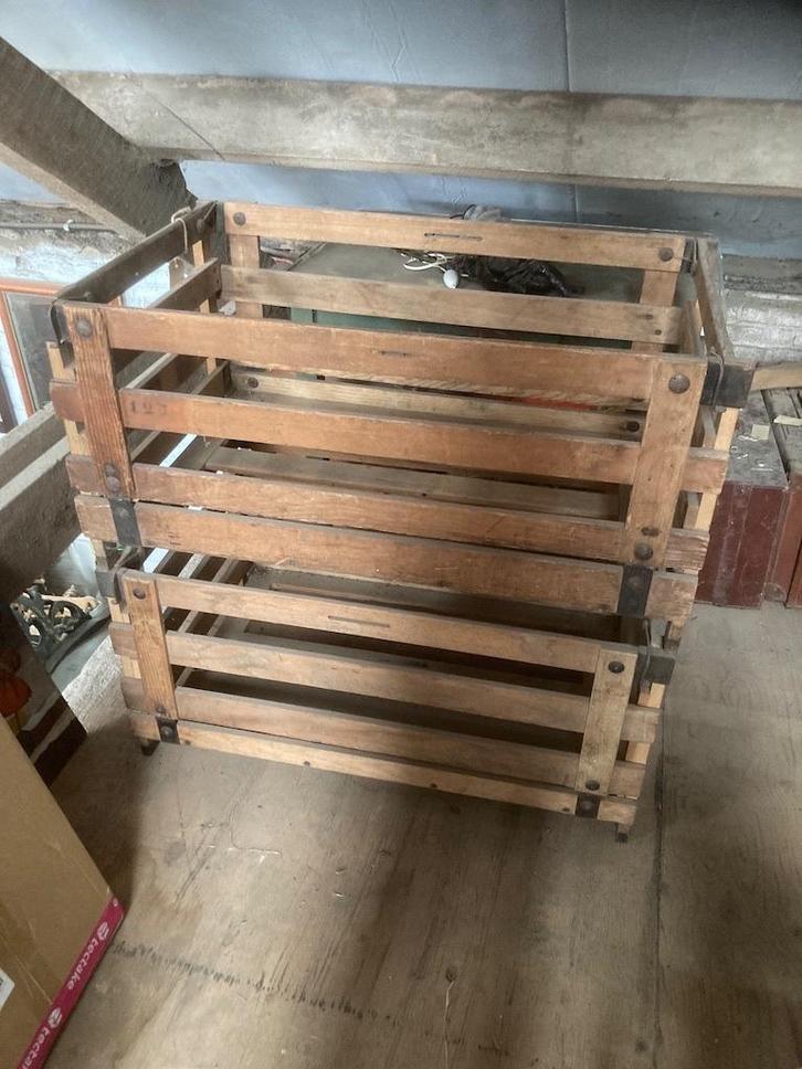2 Zeer unieke Grote Oude Franse Fruitkisten inklapbaar, Huis en Inrichting, Woonaccessoires | Kisten, Gebruikt, 50 tot 75 cm, 50 tot 75 cm