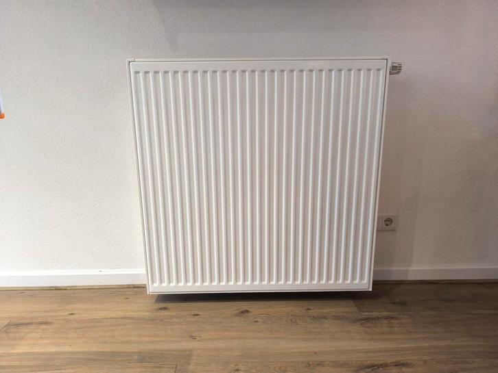 Radiator - Thermrad Super8, Doe-het-zelf en Verbouw, Verwarming en Radiatoren, Zo goed als nieuw, Radiator, 800 watt of meer, 80 cm of meer