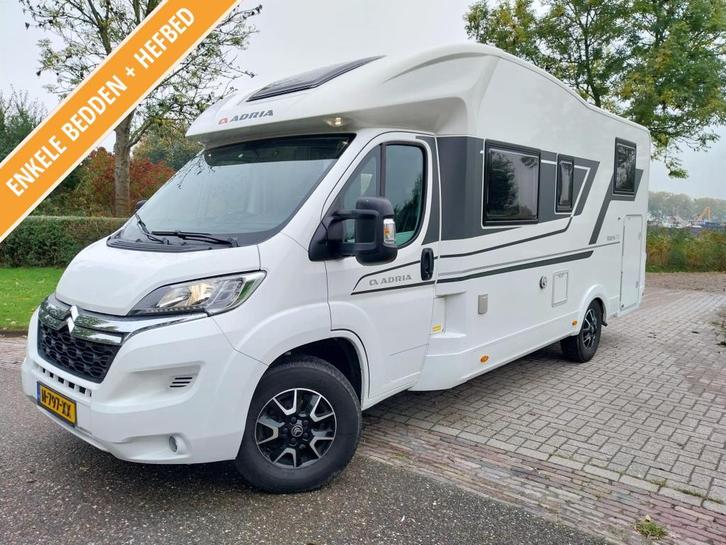 Adria Matrix 600 SL (BTW) Mooi en compleet!, Caravans en Kamperen, Campers, Bedrijf, tot en met 4, Half-integraal, Adria, Diesel