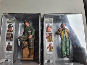 2 Amerikaanse 1:16 tank figuren beschikbaar voor biedingen