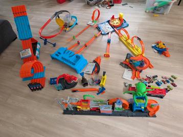 Hot Wheels sets  beschikbaar voor biedingen