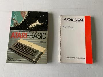 Atari: Gebruikershandl. 130XE + Programmeren met Atari-Basic