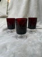 Set van 3 Ruby Red likeurglazen Luminarc Frankrijk, Ophalen of Verzenden, Zo goed als nieuw, Overige typen