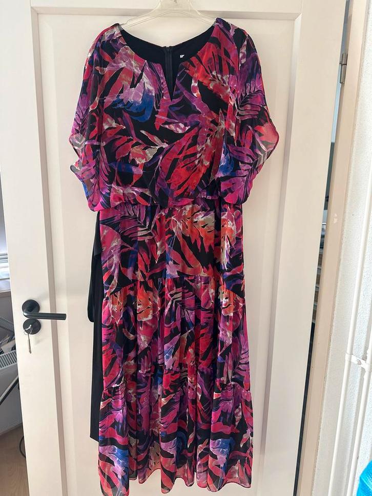 Modehuis Rinsema Jurk - Maat 44/46, Kleding | Dames, Jurken, Zo goed als nieuw, Maat 42/44 (L), Paars, Onder de knie, Ophalen