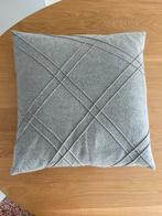 Sierkussen, Huis en Inrichting, Woonaccessoires | Kussens, Ophalen, Gebruikt, Grijs, Vierkant