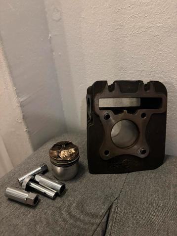 Cilinder Piaggio & Vespa 50cc 4T 3V Origineel beschikbaar voor biedingen