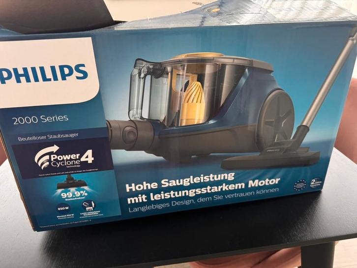 Philips 2000 series, Witgoed en Apparatuur, Stofzuigers, Zo goed als nieuw, Stofzuiger, Ophalen