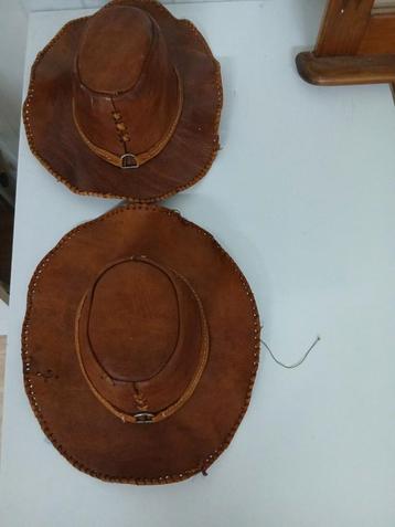 Cowboyhoeden van Nepleer beschikbaar voor biedingen