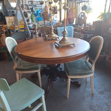 Antieke Ronde Tafel - 120cm beschikbaar voor biedingen