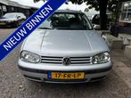 Volkswagen Golf 1.6-16V Trendline 5drs (bj 2000), Auto's, Oldtimers, Voorwielaandrijving, Metallic lak, Stof, Zwart