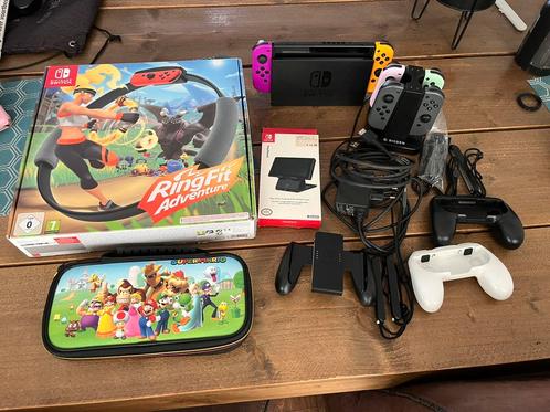 Nintendo switch incl accessoires, Spelcomputers en Games, Spelcomputers | Nintendo Switch, Gebruikt, Switch Original, Met 3 controllers of meer