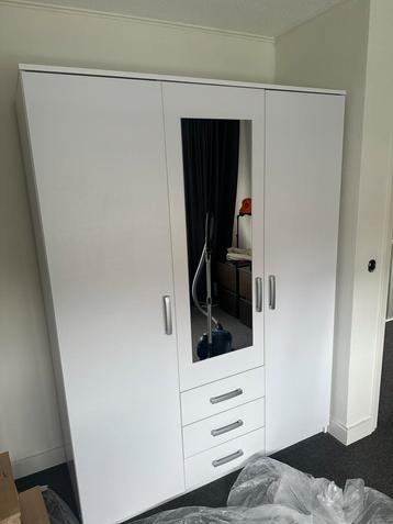Kledingkast