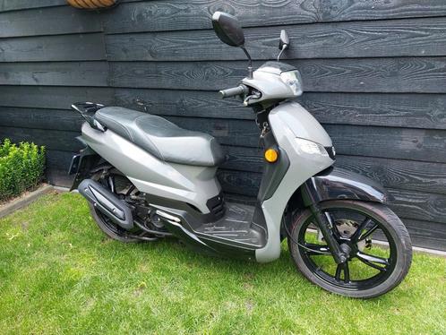 Peugeot Tweet Evo 2017 9900km snor., Fietsen en Brommers, Scooters | Peugeot, Zo goed als nieuw, Overige modellen, Ophalen