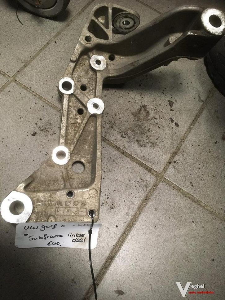 Vw Golf 5 subframe deel rechts 1.4  bwjr 2005, Auto-onderdelen, Ophanging en Onderstel, Gebruikt, Ophalen of Verzenden
