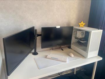 Volledige gaming setup! beschikbaar voor biedingen