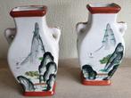 2 hand beschilderde vazen met aziatische afbeelding, Antiek en Kunst, Antiek | Vazen, Ophalen of Verzenden