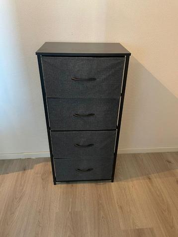 Small Fabric Drawer Cabinet / Kleine opbergkast met stoffen 