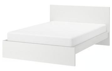 Ikea Malm bed 160x200 met matras en lattenbodem