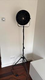 Industriële vloerlamp, Ophalen