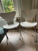 Twee originele vlinderstoelen Fritz Hansen, Huis en Inrichting, Stoelen, Ophalen, Gebruikt, Twee, Wit