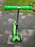 Groene Micro Mini step, Kinderen en Baby's, Speelgoed | Buiten | Voertuigen en Loopfietsen, Ophalen, Gebruikt, Loopfiets