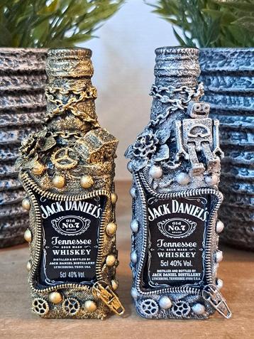 Miniatuur steampunk Jack Daniels flesje  beschikbaar voor biedingen