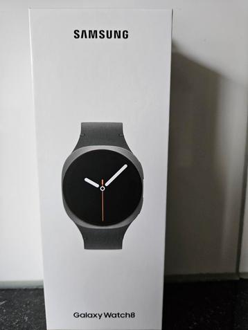 Samsung Galaxy Watch 8 - Nieuw in doos! beschikbaar voor biedingen