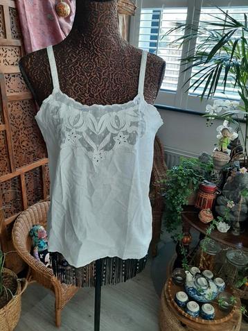 VINTAGE!Leuke witte broderie top/katoen mt M beschikbaar voor biedingen