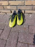 Voetbalschoenen maat 36 5 euro, Maat XS of kleiner, Ophalen, Zo goed als nieuw, Schoenen