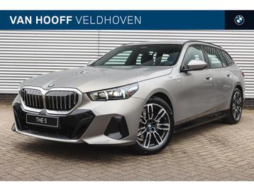 BMW 5 Serie Touring 520i M Sport Automaat / Adaptieve LED /  beschikbaar voor biedingen