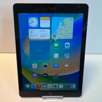 Apple iPad 32GB Grijs (5e Gen) | Nette staat beschikbaar voor biedingen