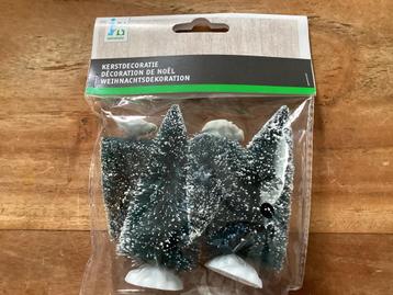 🎄intratuin zakje 4 kerstboompjes.     NIEUW. beschikbaar voor biedingen