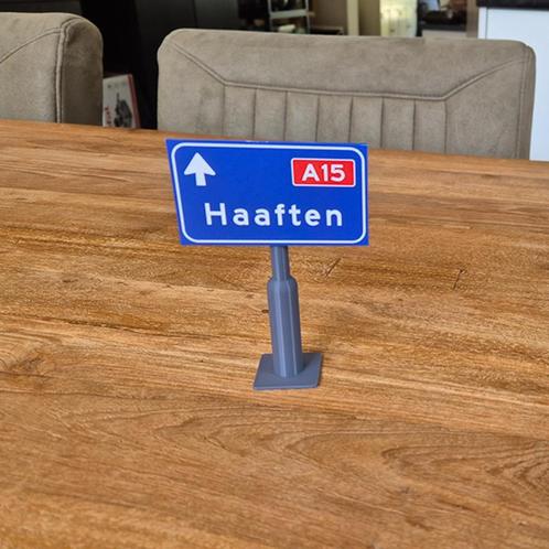 Verkeersbord op Paal – 1-50, Hobby en Vrije tijd, Modelauto's | 1:50, Nieuw, Overige merken, Ophalen of Verzenden