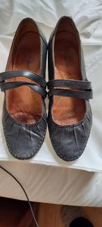 Zwarte schoenen met bandjes, Zwart, Gedragen, Hush Puppies, Ballerina's