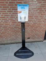 Desinfectie zuil, Ophalen