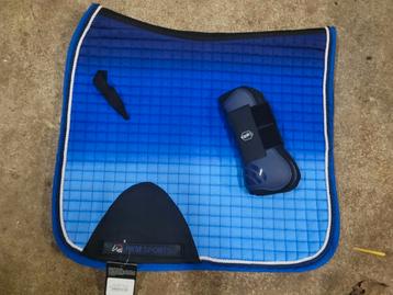 Leuke NIEUW OMBRE set full dressuur blauw beschikbaar voor biedingen