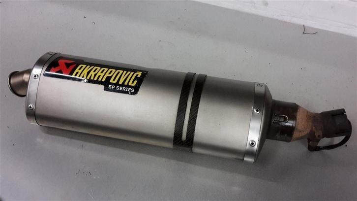 Kawasaki 15 ER6N ER6F akrapovic uitlaatdemper voor model 201, Motoren, Onderdelen | Kawasaki, Gebruikt, Ophalen of Verzenden