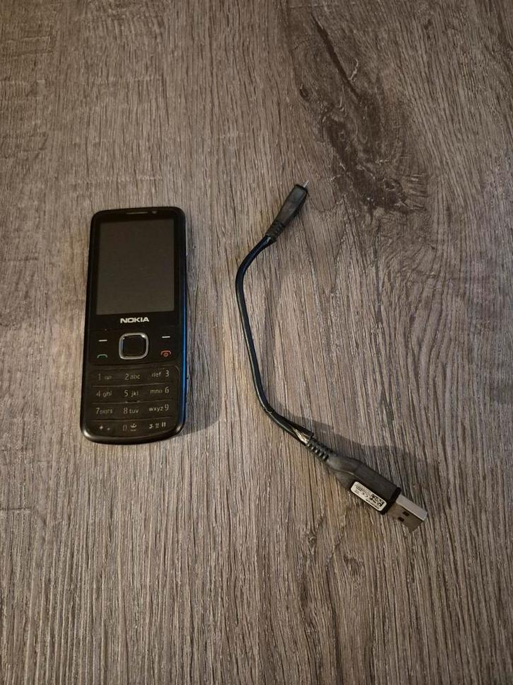 Nokia 6700c (classic) zwart inclusief oplaadsnoer, Telecommunicatie, Mobiele telefoons | Nokia, Zwart, Ophalen of Verzenden