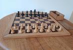 Vintage houten schaakspel, Hobby en Vrije tijd, Gezelschapsspellen | Bordspellen, Een of twee spelers, Ophalen of Verzenden, Gebruikt