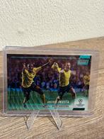 Andres Iniesta 2021-22 Topps Stadium Club Chrome UCL #8 /250, Ophalen of Verzenden, Zo goed als nieuw, Plaatje