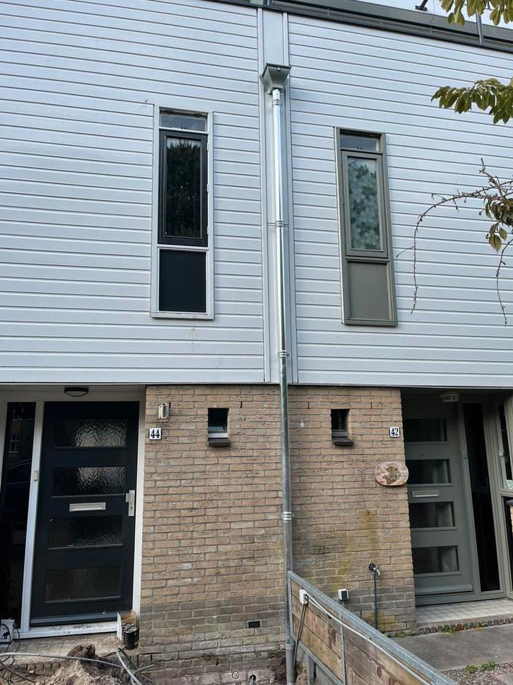 Zink regenpijp,Zink vergaarbak, Zink buis,RVS schroef. 80mm, Doe-het-zelf en Verbouw, Buizen en Afvoer, Nieuw, Rechte buis, Zink